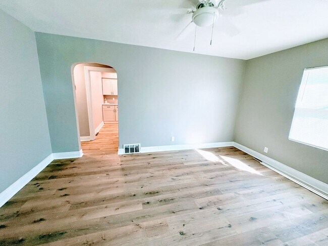 Photo - 2-4 Bedroom 1 Bathroom Home