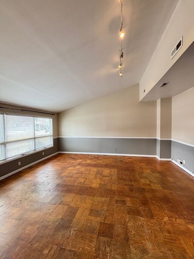 Photo - 1519 Fairway Dr