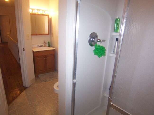 Photo - 3458 Bates St