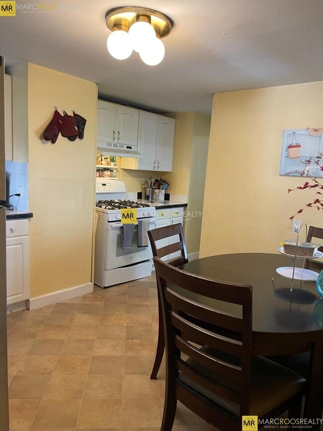 Photo - 337 Dorchester St Condo Unit 1