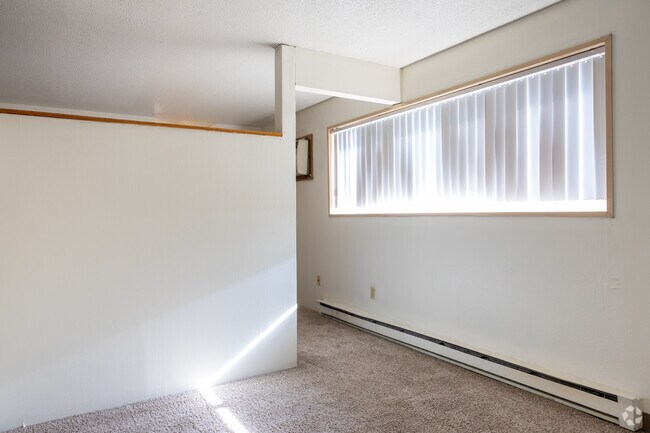 Studio - 450SF Bedroom Alternate