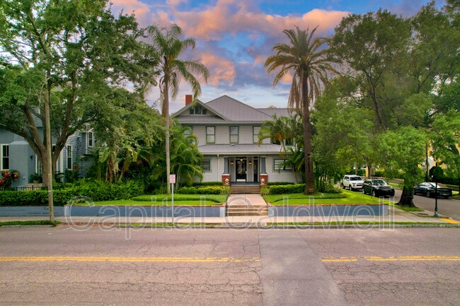 Building Photo - 911 S Rome Ave Unit 4