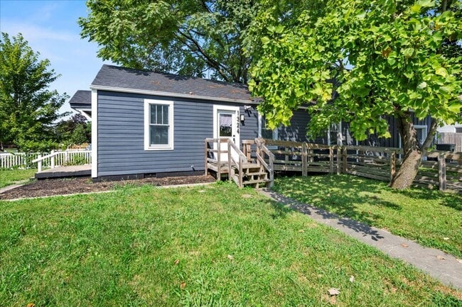 Photo - 1324 E 9th St