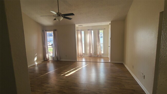 Photo - 19538 Hollowlog Dr