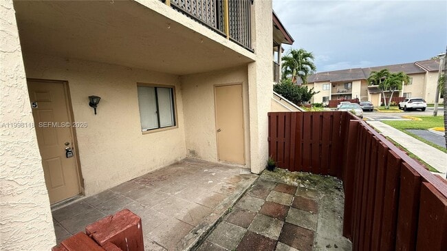 Photo - 7901 Southgate Blvd Unidad C5