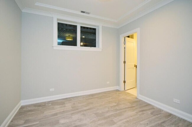 Photo - 3 bedroom in Chicago IL 60640 Unit 2S