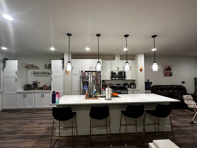 Photo - 2044 Alcott Way