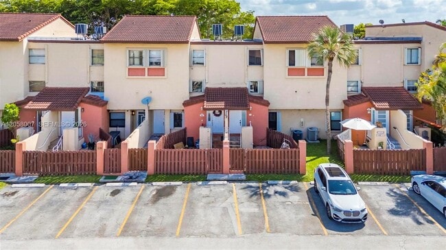 Photo - 9937 NW 9th St Cir