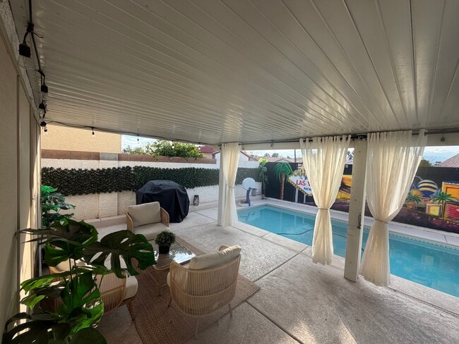 Photo - 4209 Totano Dr