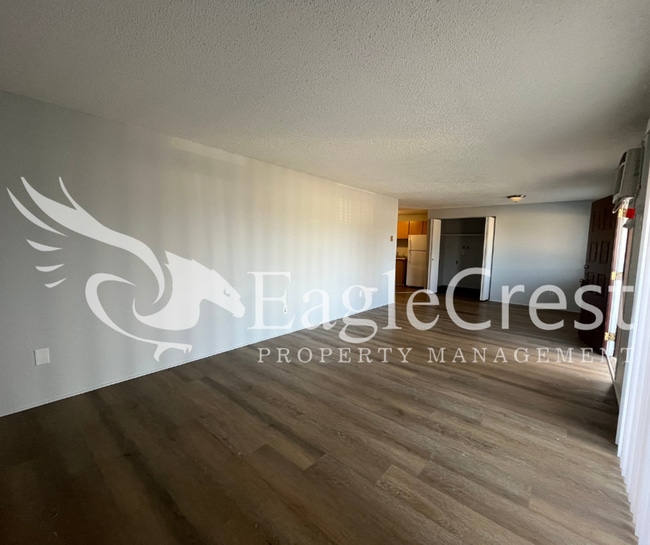 Photo - 320NEC Unit C