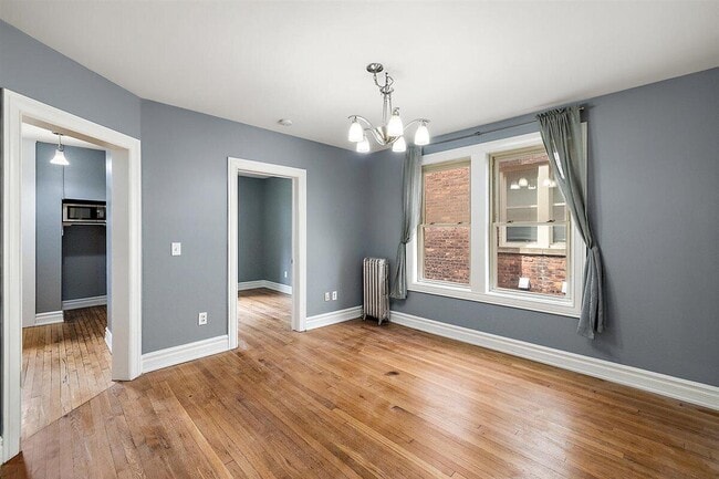Photo - 469 W Willis St Unit 4