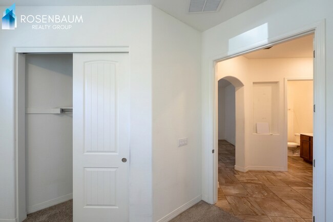 Photo - Stunning 3 bedrooms 2 bathrooms House in a premiun area of Prescott Valley!