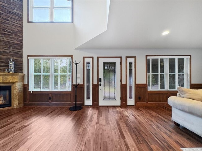 Photo - 4407 Curve Ave