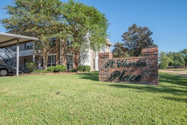Photo - 533 Versailles Blvd Condo Unit A