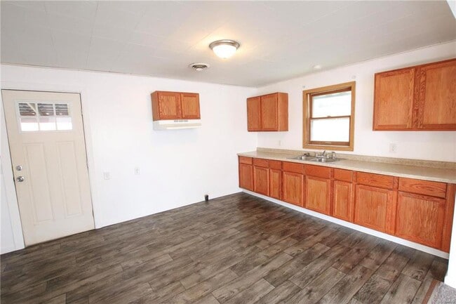 Photo - 3 Bed | 1 Bath | House