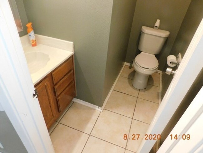 Photo - Nice 3 bedrooms, 2 full baths with half ba...