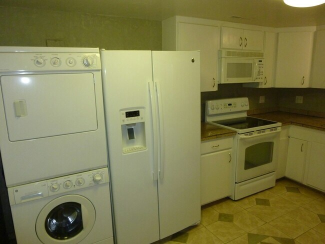 Photo - 2955-2959 N Newton Street, Unit 2959 B