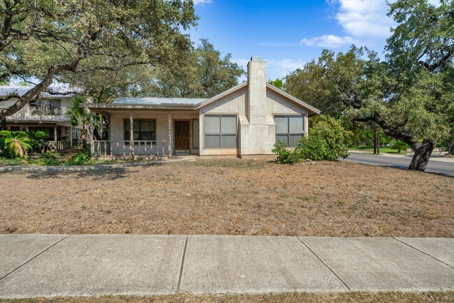 Photo - 145 E Summit Ave