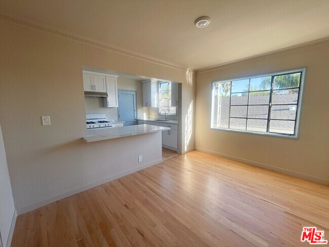 Building Photo - 1241 N Crescent Heights Blvd Unit 1243D Rental