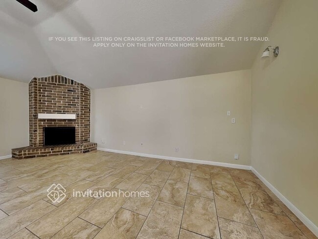 Photo - 19607 Lake Hollow Ln