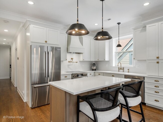 Photo - 1633 W Olive Ave Unit 2