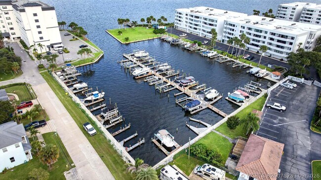 5055 Dixie Hwy NE Unit B106