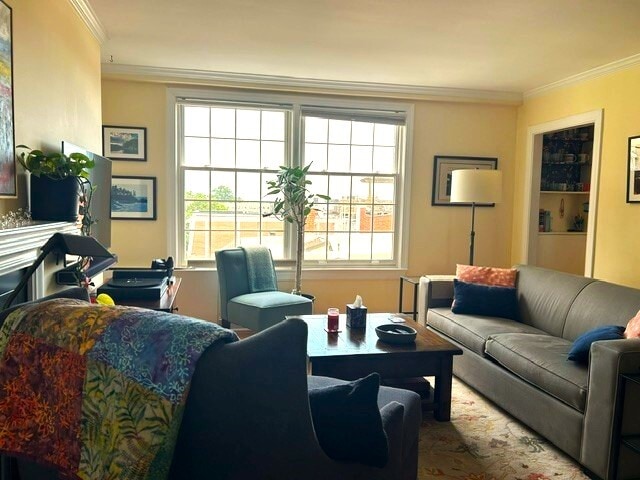 Photo - 1880 Columbia Rd NW