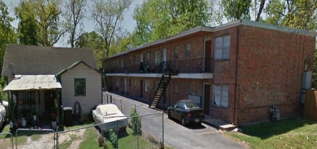 Building Photo - Huntington Place Rental