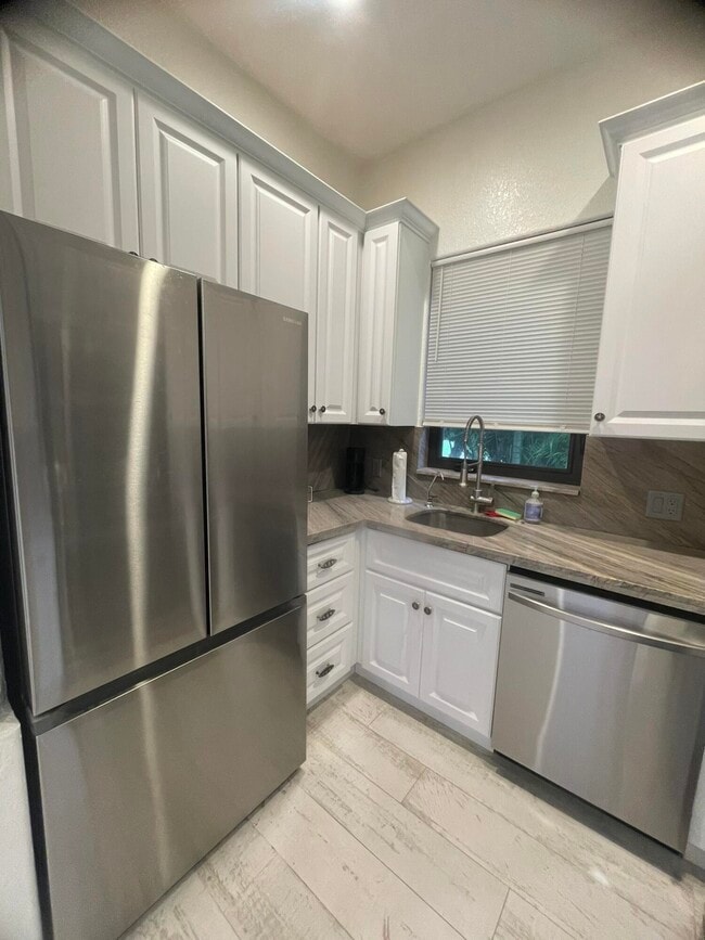 Photo - 8691 Man O War Rd