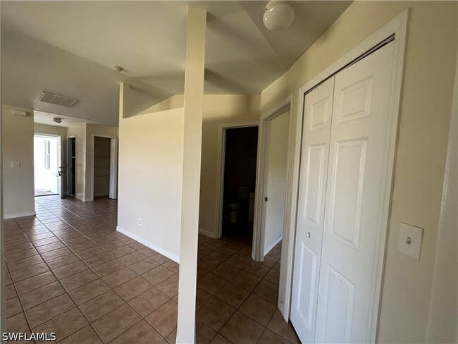 Photo - 3965 20th St W