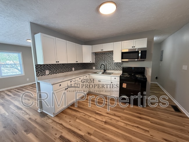 Photo - 5805 Lance Dr