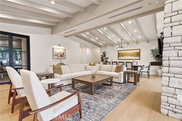 Photo - 22300 Philiprimm St