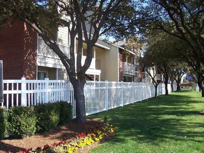 Photo - 7825 McCallum Blvd Unidad b3