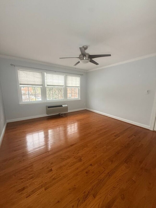 Cozy 1 bd 1 bath Condo