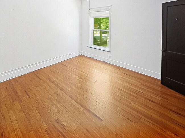 Photo - 1308 W Rosemont Ave
