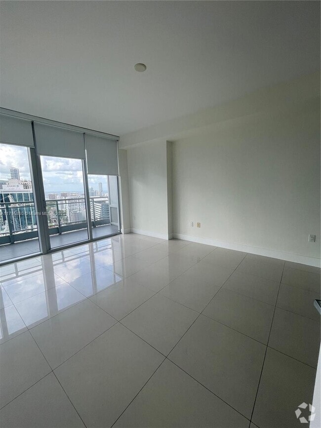 Building Photo - 92 SW 3rd St Unit 3203 Rental