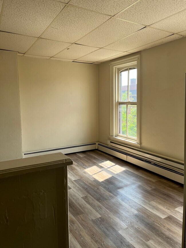 Photo - 211-213 Locust St Unidad Apt 2