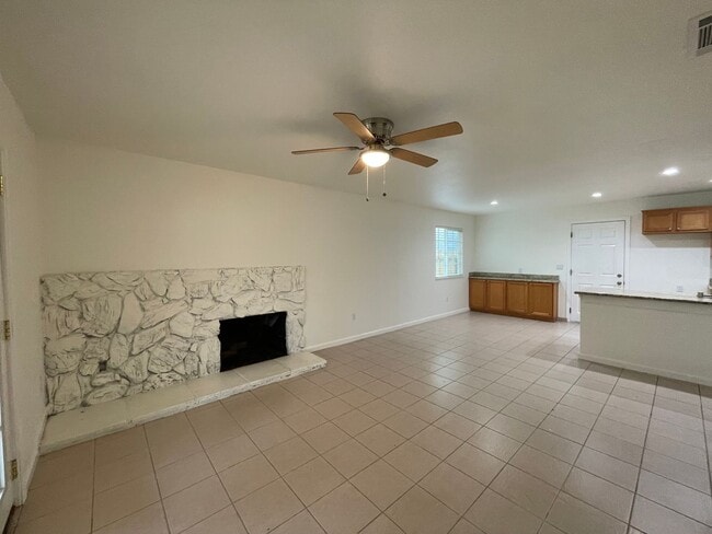 Photo - Charming 3-Bedroom, 2-Bathroom Single-Story Home in Sacramento!