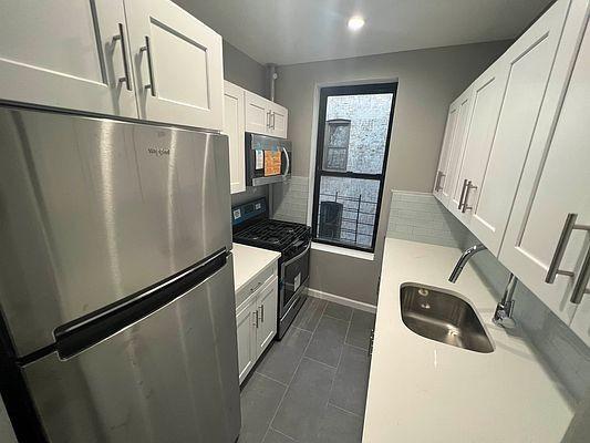 Photo - 2 bedroom in BRONX NY 10463 Condo Unit 33D