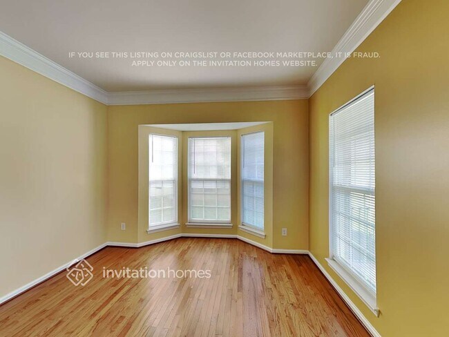 Photo - 10124 Rivendell Ln