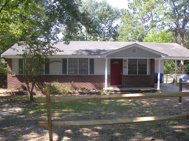 Photo - 2900 Holt Dr House