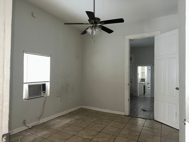Photo - 2313 Dabadie St Unit 2313 D'Abadie St