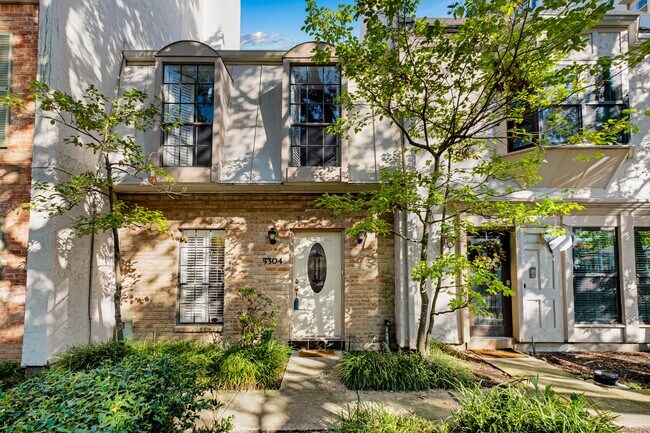 Building Photo - 5304 Brownway St Unit A3