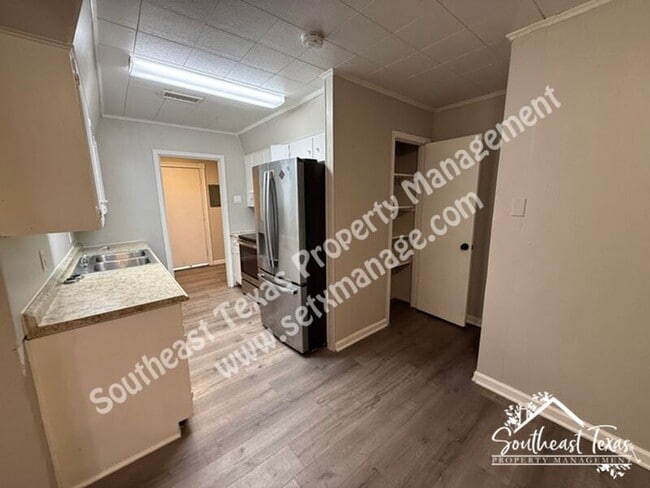 Photo - 445 N 18th St