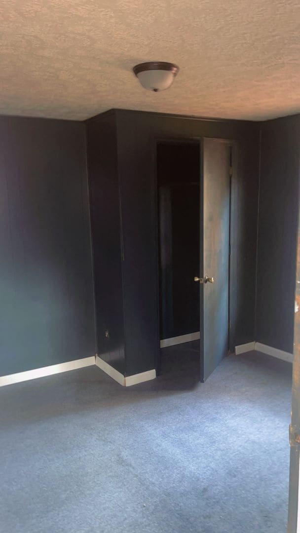 Photo - 327 Roosevelt St