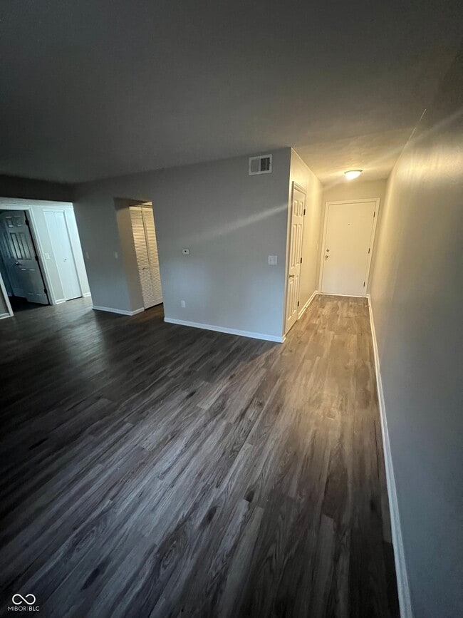 Photo - 1310 Millerwood Ct Unidad 1