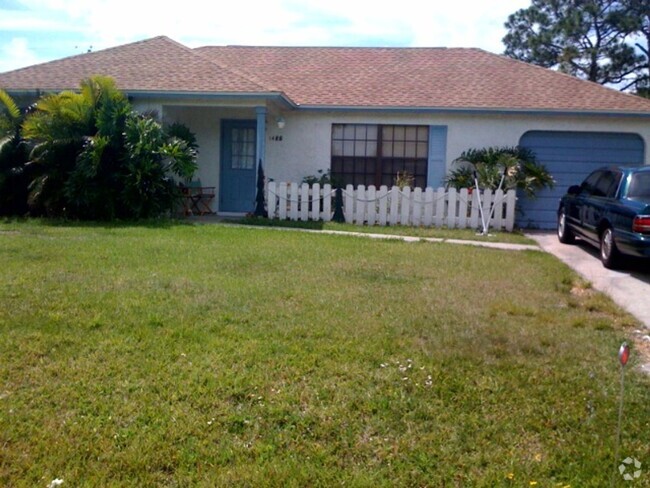 Building Photo - Cute and affordable in SE Palm Bay!! Rental