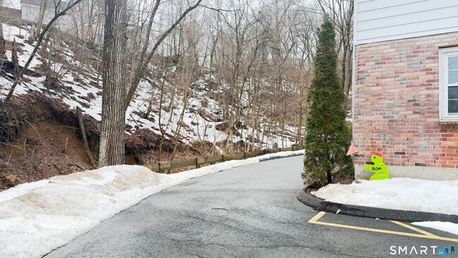 Photo - 646 Howe Ave Unit APT 23