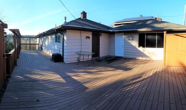 Building Photo - 19857ham Unit A