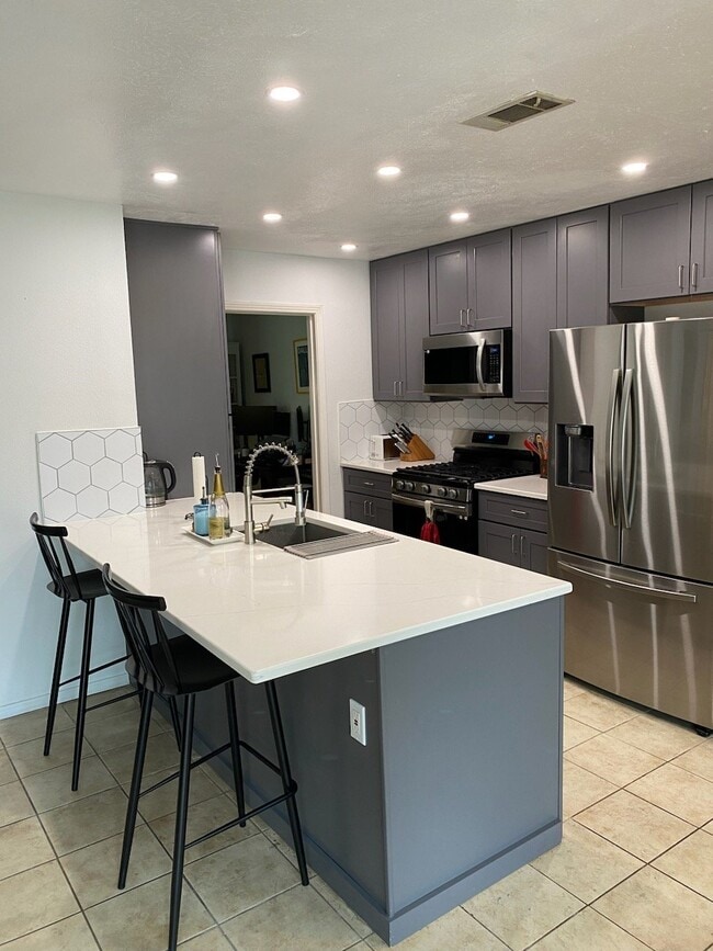 Photo - 3600 Janlyn Ln